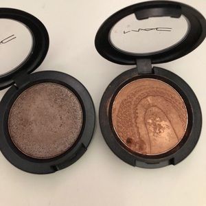 Mac pressed pigments